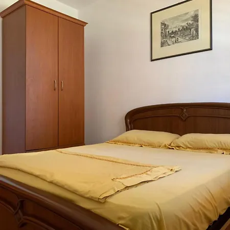 Cala Apartament Durrës